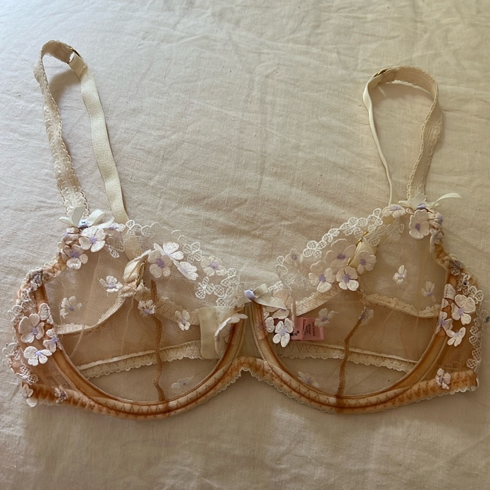 Agent Provocateur Nude Floral Bra